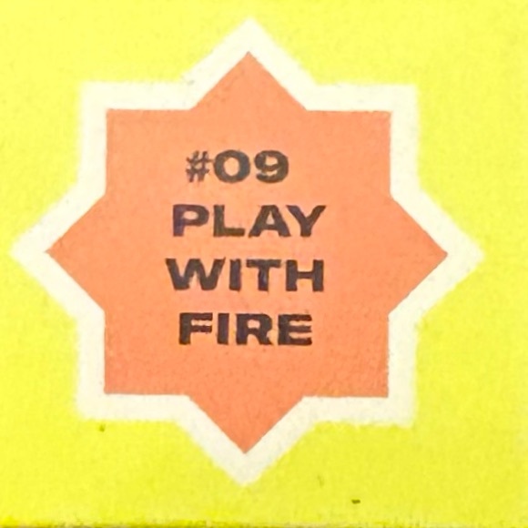 Youthforia Dewy Gloss Hydrating Lip Gloss Play with Fire Clean Beauty New in Box - Picture 8 of 9